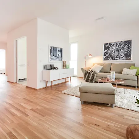 Lunas Apartment